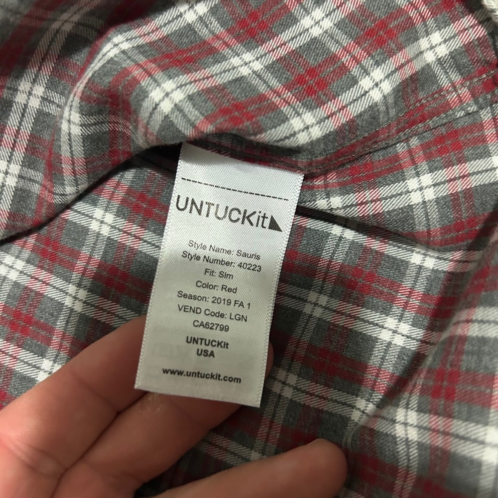 UNTUCKit Button Down Mens XL Red Grey Plaid Sauris Slim Fit‎ Wrinkle Free - Picture 5 of 8